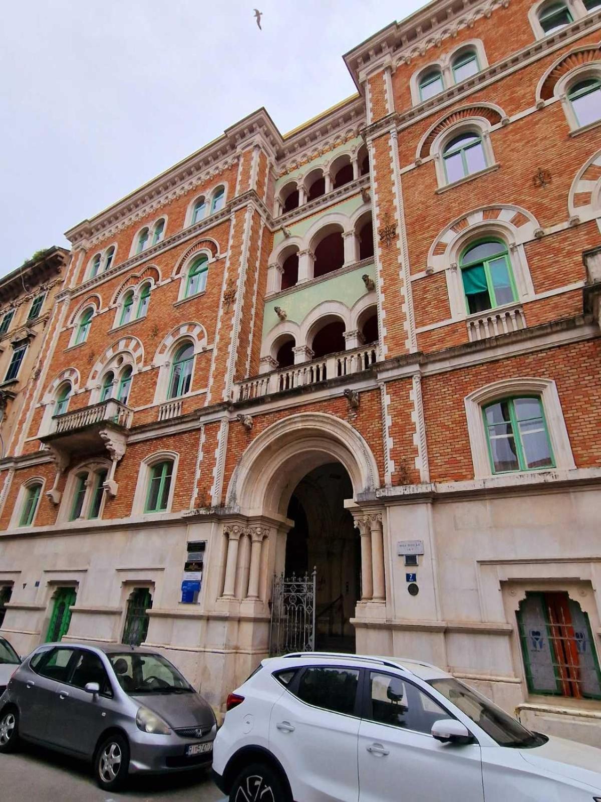 Veneziana Apartments Rijeka Luaran gambar